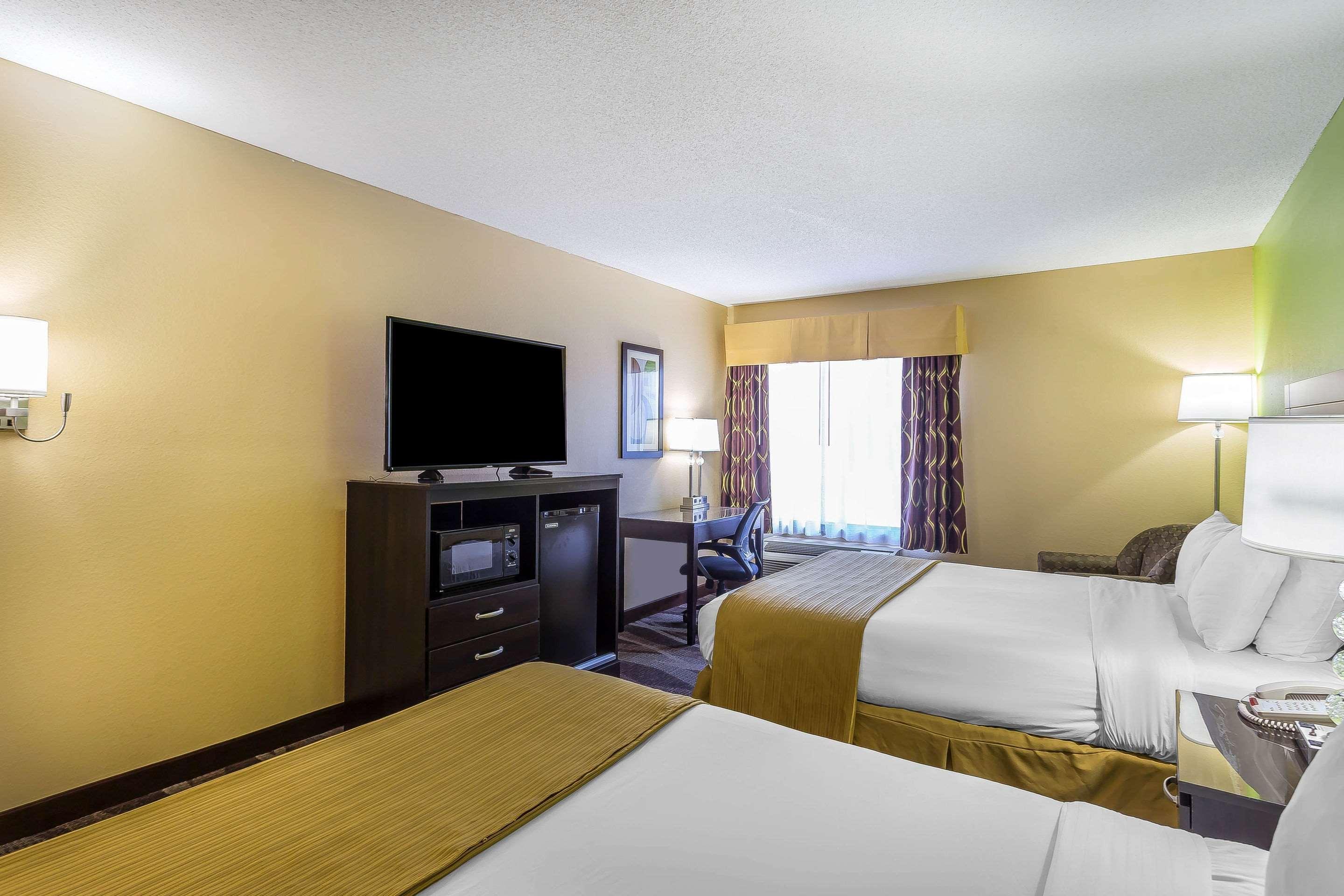 Quality Inn Warsaw I-40 Exterior photo