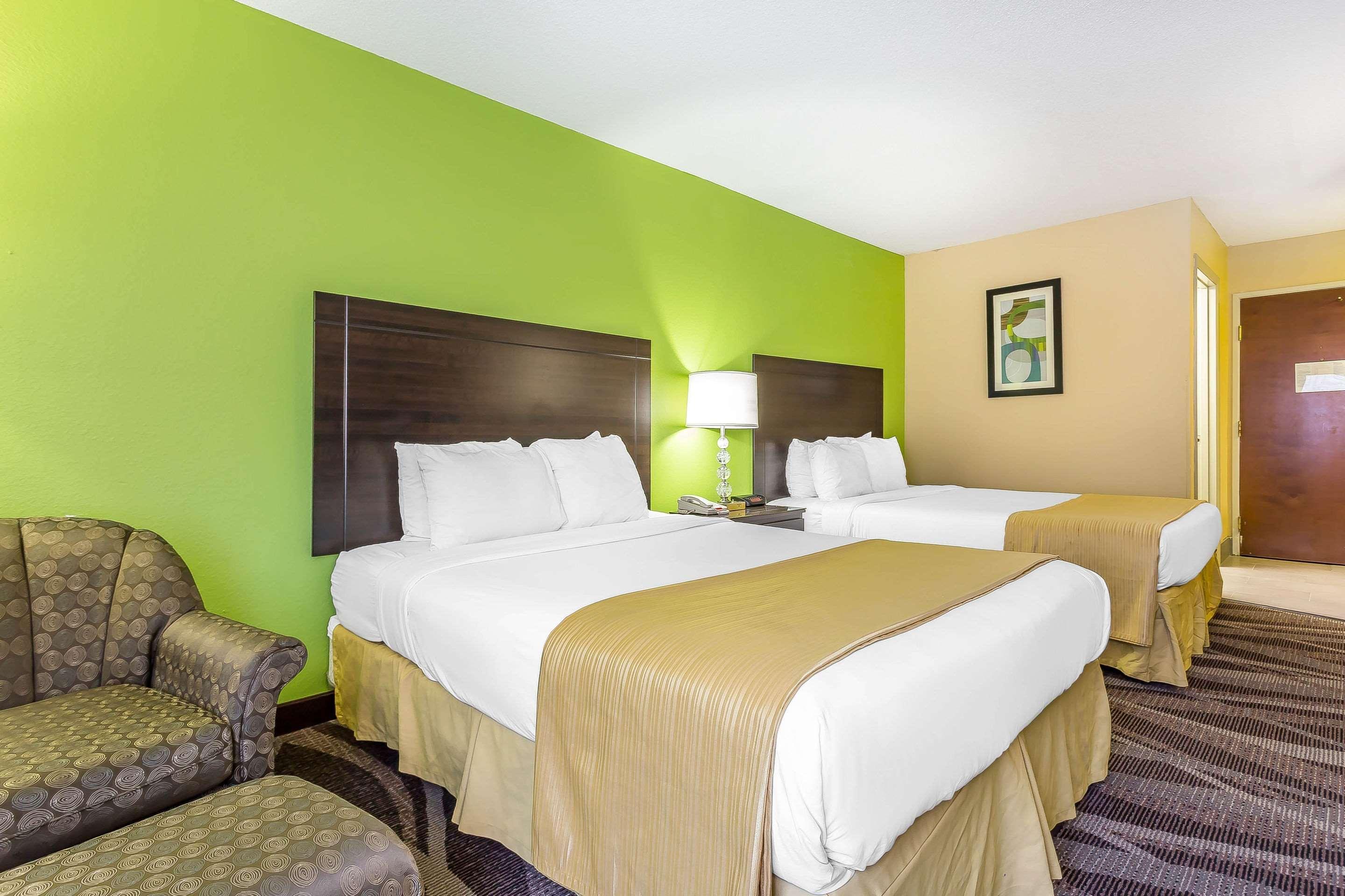 Quality Inn Warsaw I-40 Exterior photo