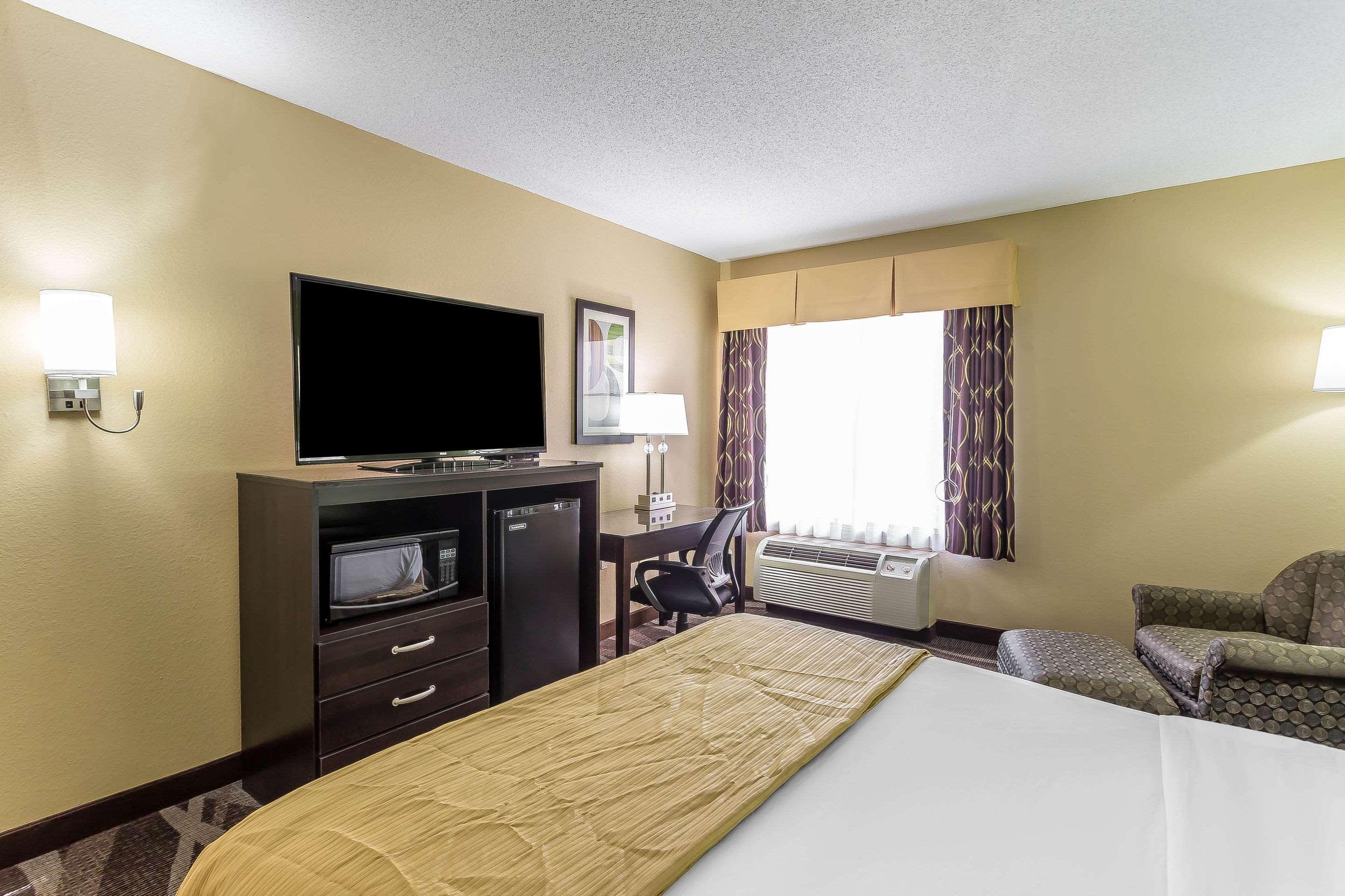 Quality Inn Warsaw I-40 Exterior photo