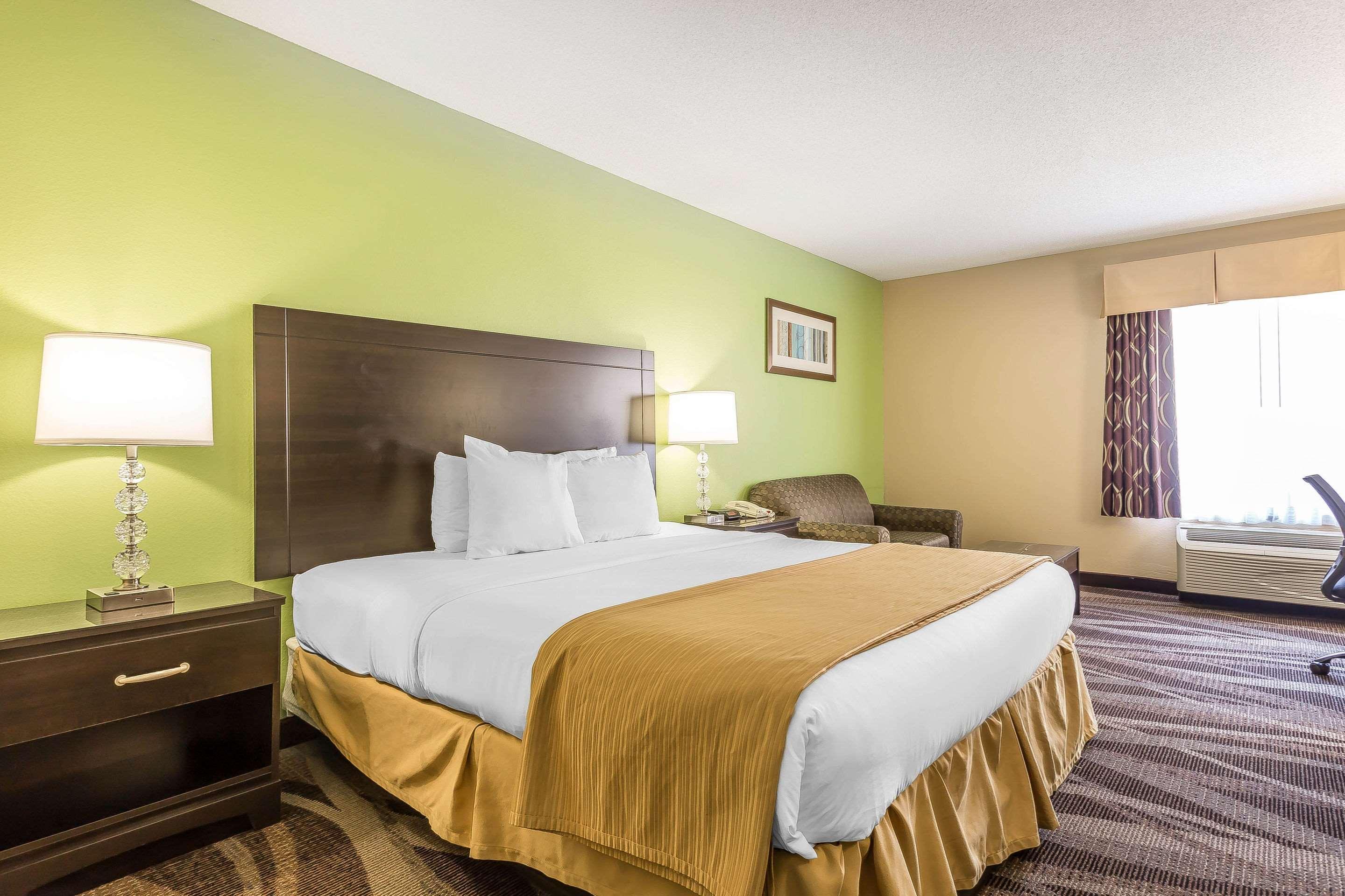 Quality Inn Warsaw I-40 Exterior photo