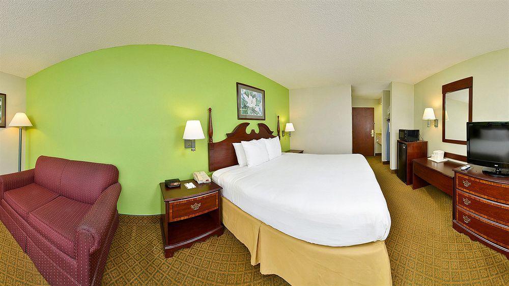 Quality Inn Warsaw I-40 Exterior photo